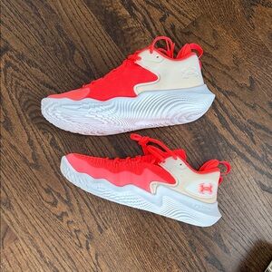 Under Armour woman’s Vibrant Red and Cream Sneakers 12.5  workout running